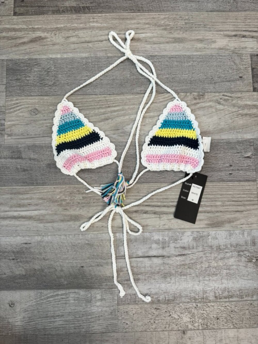 Hot & Delicious NWT Rainbow Crochet Bikini Top Size Medium Festival Q14